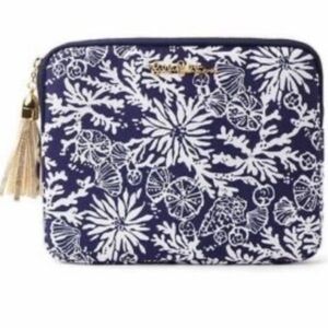 Lilly Pulitzer Clutch Tablet Case/Clutch New without tag
